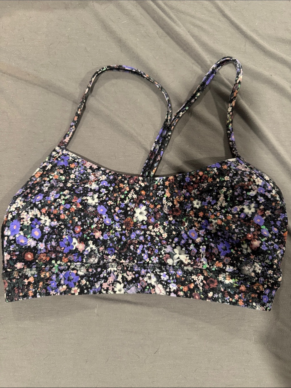 Flow y bra lululemon size 6